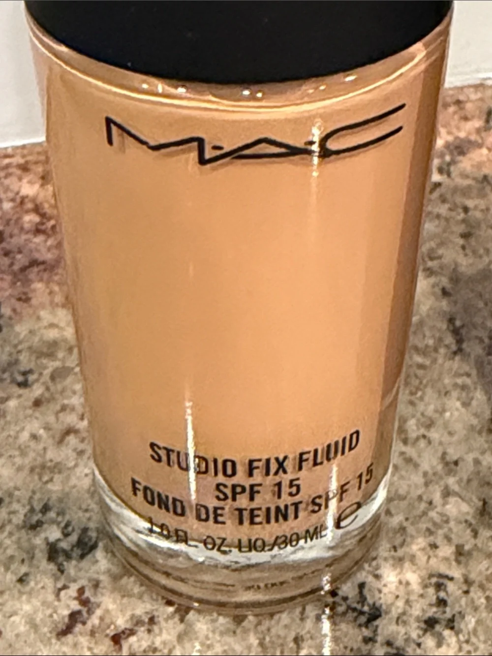 MAC Studio Fix Fluid NC30 Foundation NIB